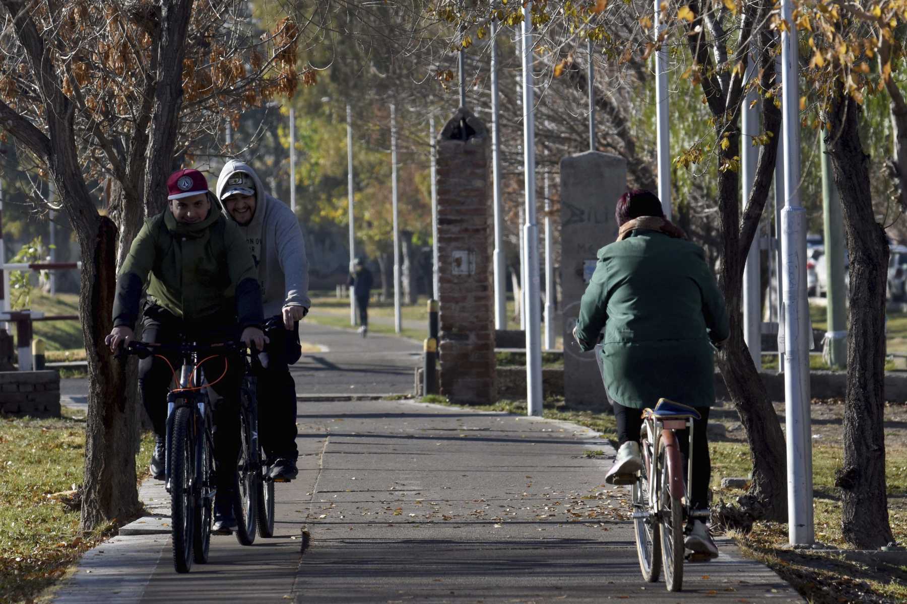 Neuquén habilitó las bicis públicas para los turistas en vacaciones de invierno. Foto archivo Matías Subat. 