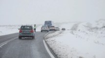 Imagen de Viajar con nieve en Neuquén: piden hacerlo solo de día y con el estado de rutas actualizado