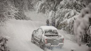 Consejos para preparar un auto frente a intensas nevadas: qué tener en cuenta para circular en rutas con nieve