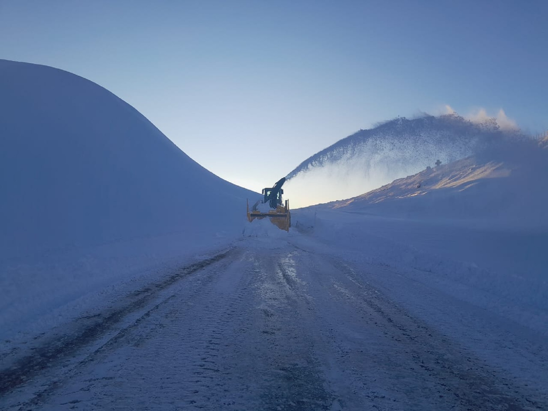 Neuquén bajo nieve: cómo siguen las rutas de la provincia el inicio del fin de semana 