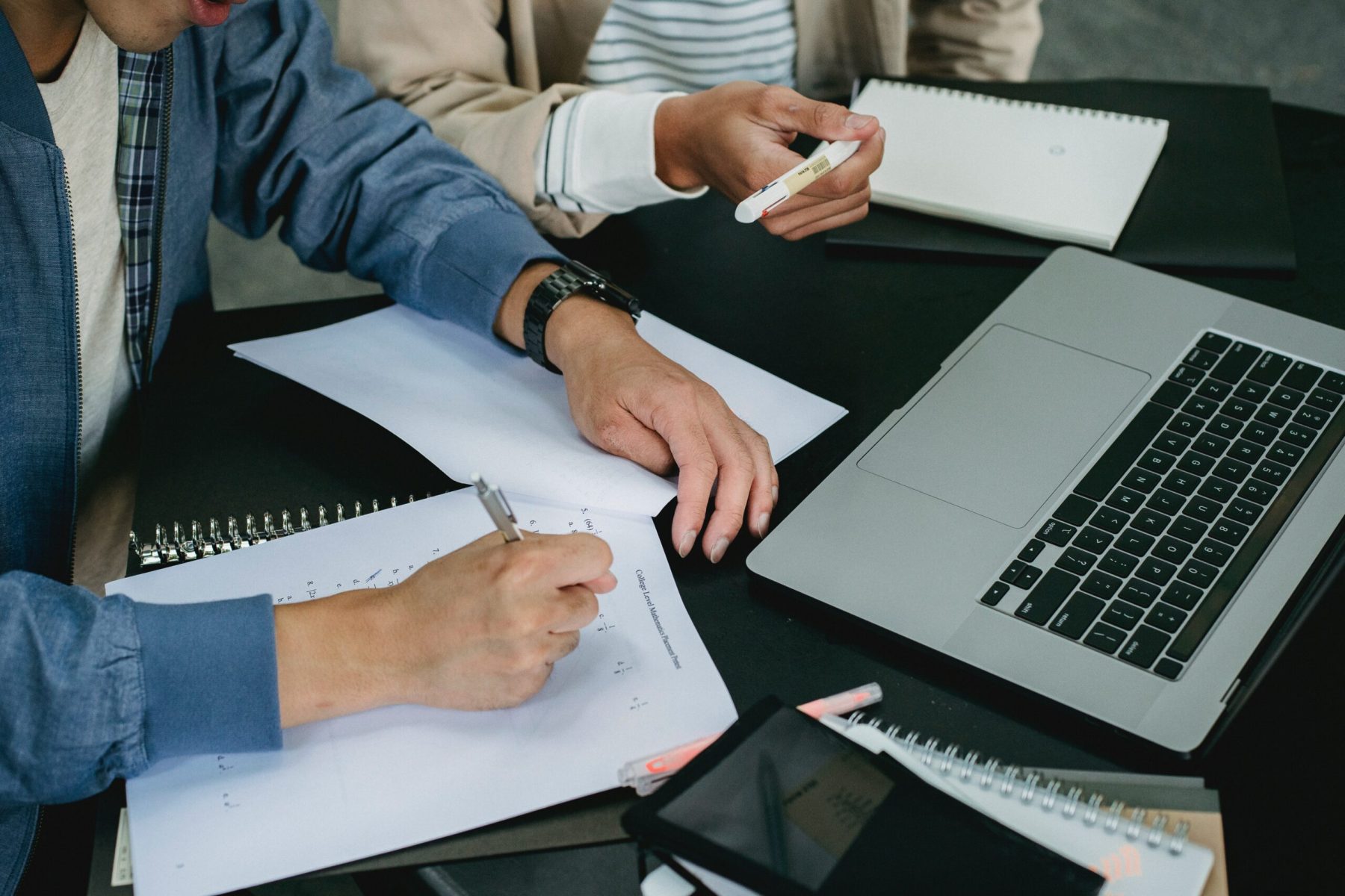 Gestión empresarial. La falta de planificación y de comunicación efectiva puede tener serias consecuencias para una empresa. 