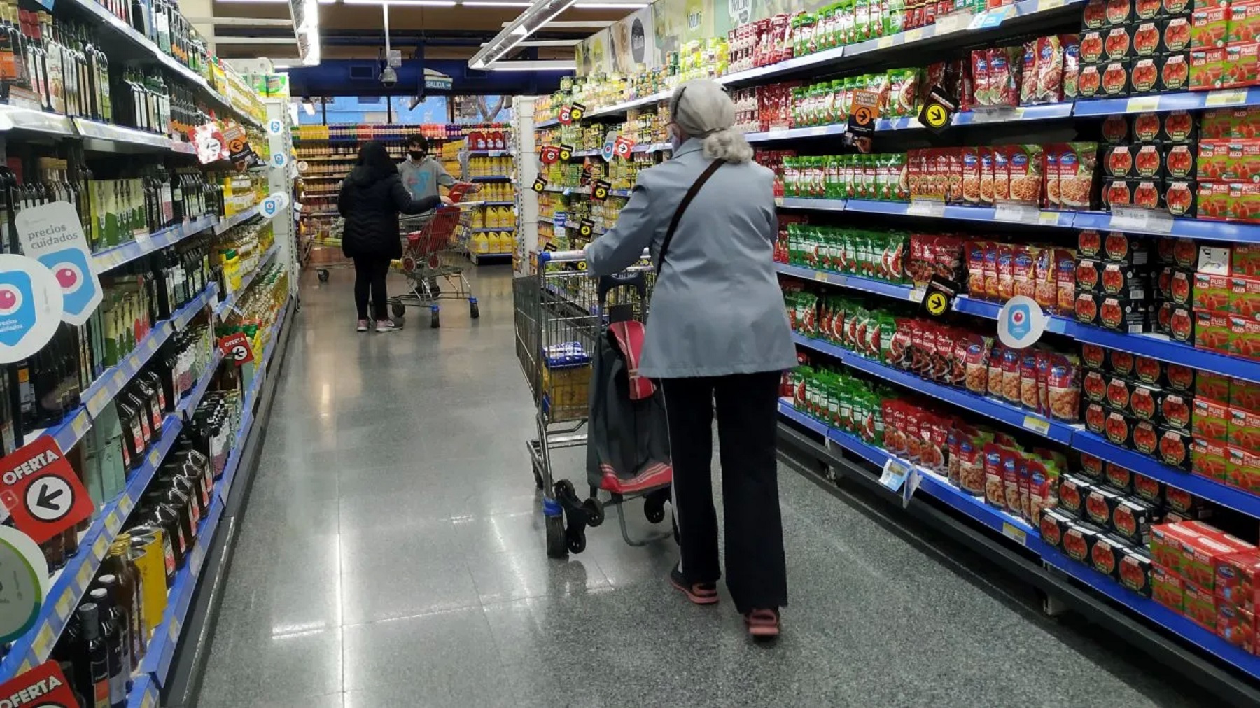 Jubilados y pensionados podrían recuperar el programa Alimentario de PAMI.-