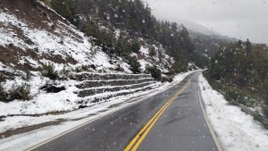 Vacaciones de invierno 2024 en la cordillera de Neuquén: cómo viajar por las rutas con nieve