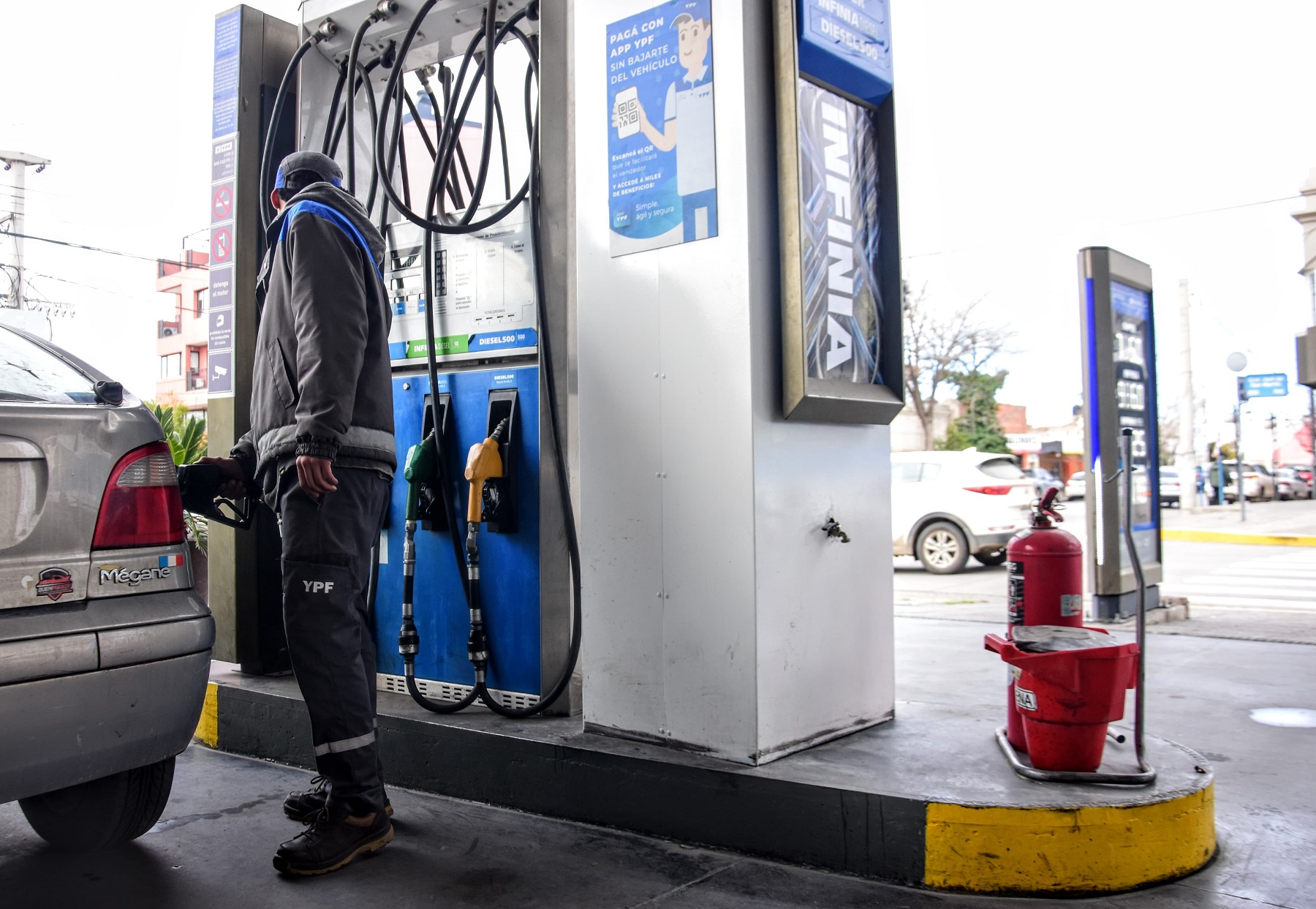 Tasa vial en Neuquén: cuánto costarán la nafta y gasoil con el nuevo impuesto municipal. Foto: Cecilia Maletti