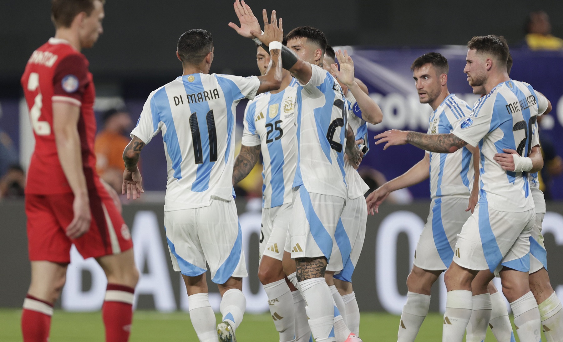 Argentina le ganó 2-0 a Canadá y es finalista de la Copa América. Foto: FBaires.