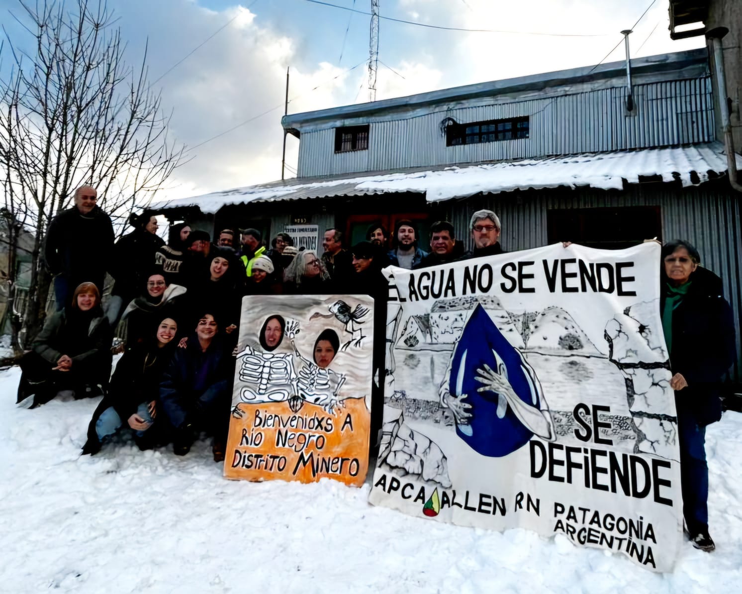 Organizaciones ambientalistas y mapuches de la cordillera se pronunciaron en contra del proyecto Calcatreu. Foto: Gentileza