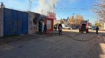 Imagen de Incendio en una casa en Carmen de Patagones: un niño y su madre terminaron hospitalizados