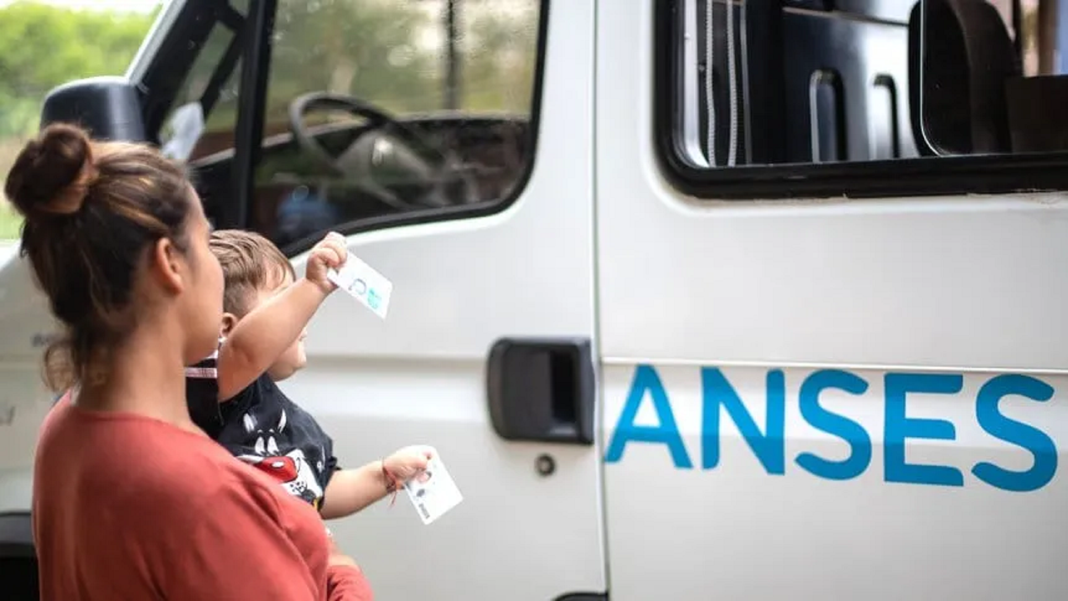 Anses: quiénes cobran este viernes 26 de julio 2024. 