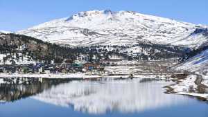 El pueblo más lindo del mundo: “Estamos muy felices”, al pie del Volcán Copahue, celebran el premio