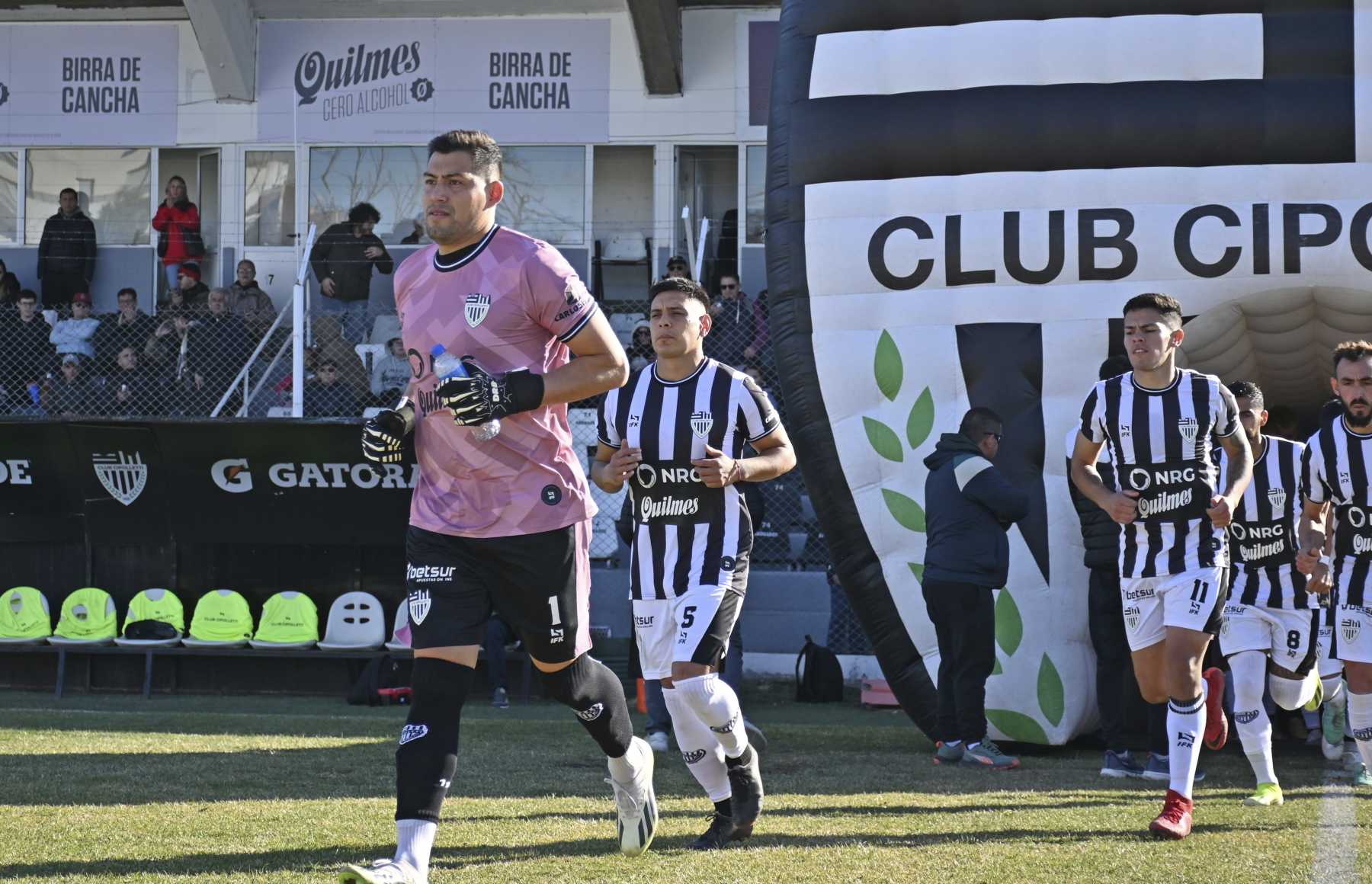 Cipolletti solo ganó 3 partidos en 17 fechas.(Foto: Florencia Salto)