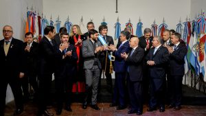 Javier Milei logró la foto del Pacto de Mayo, pero no pudo ignorar las ausencias