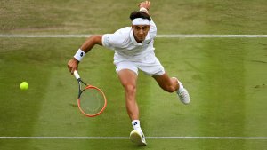 Comesaña sigue haciendo historia en Wimbledon: ganó un partidazo y avanzó a tercera ronda