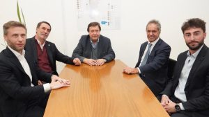 Alberto Weretilneck se reunió con Daniel Scioli: compromisos para turismo y gestión de residuos
