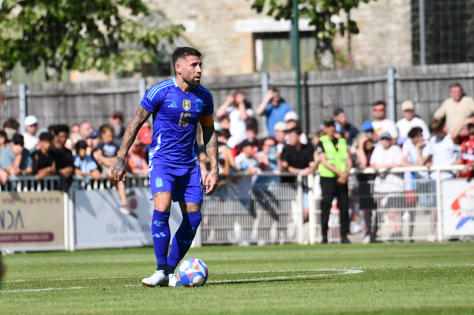 Otamendi integró la Selección Argentina Sub-23 que cayó en el amistoso contra Guinea.