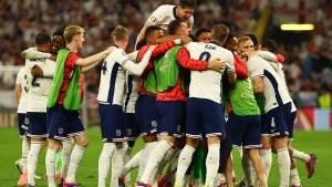 Inglaterra le ganó a Países Bajos en el descuento y está en la final de la Eurocopa