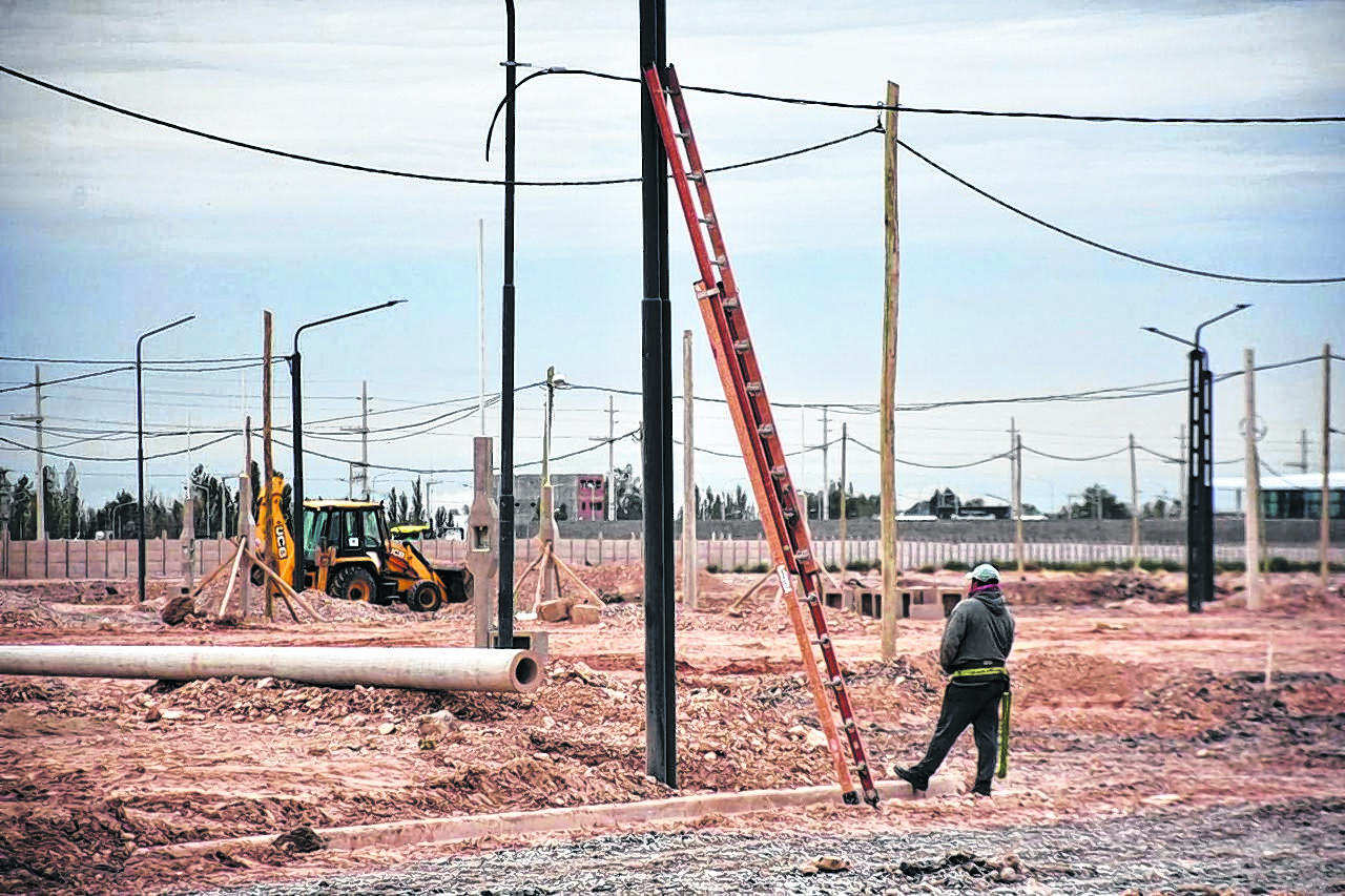 La adjudicación de 224 lotes con servicios en el Distrito 3 y la 1° etapa del Distrito 6, las últimas entregas de terrenos ejecutadas sin la participación de privados. (Matías Subat)