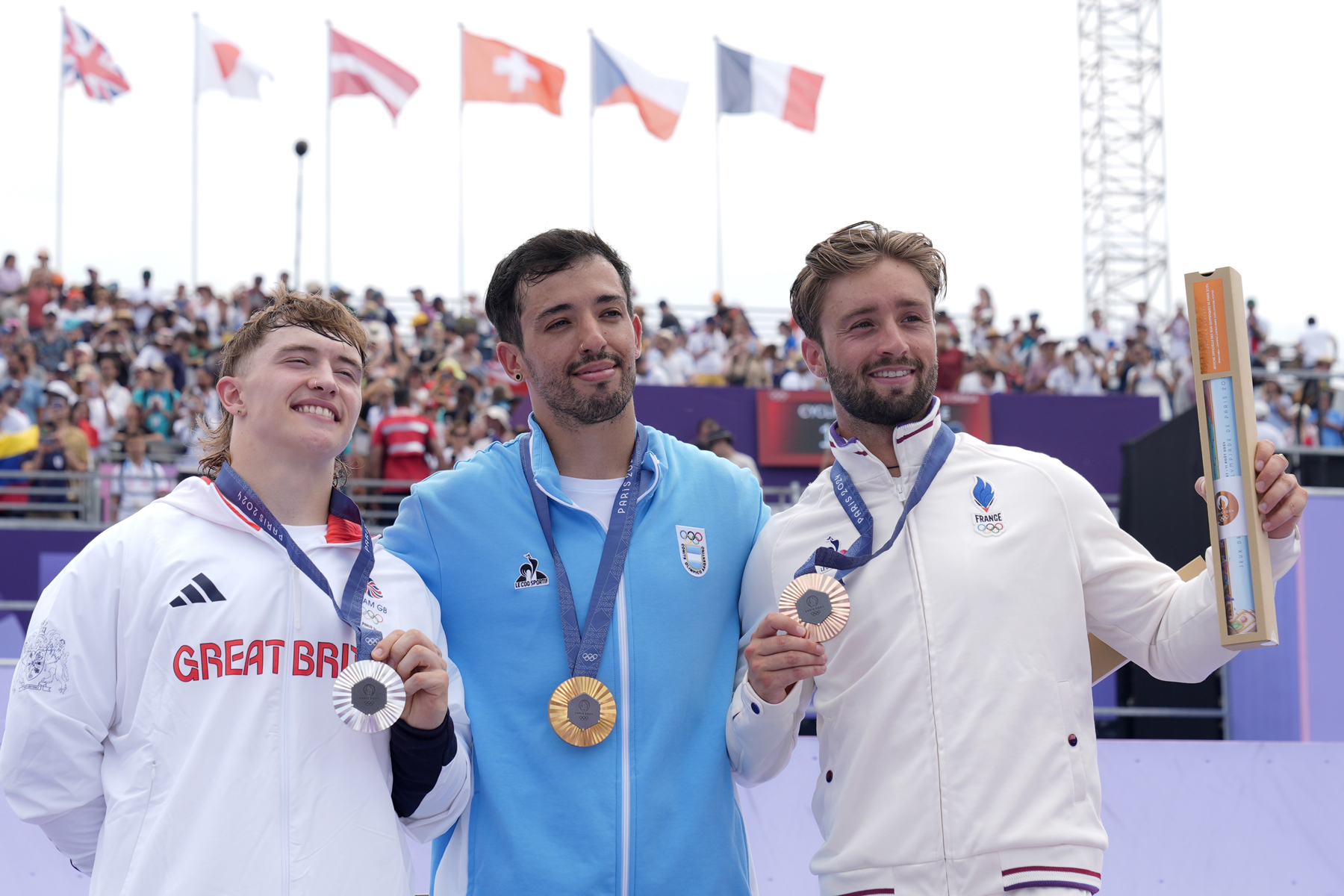 José Torres, primera medalla dorada de Argentina en los Juegos Olímpicos. Foto AFP. 