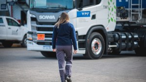 Scania ya convoca a mujeres para la sexta edición de «Conductoras»