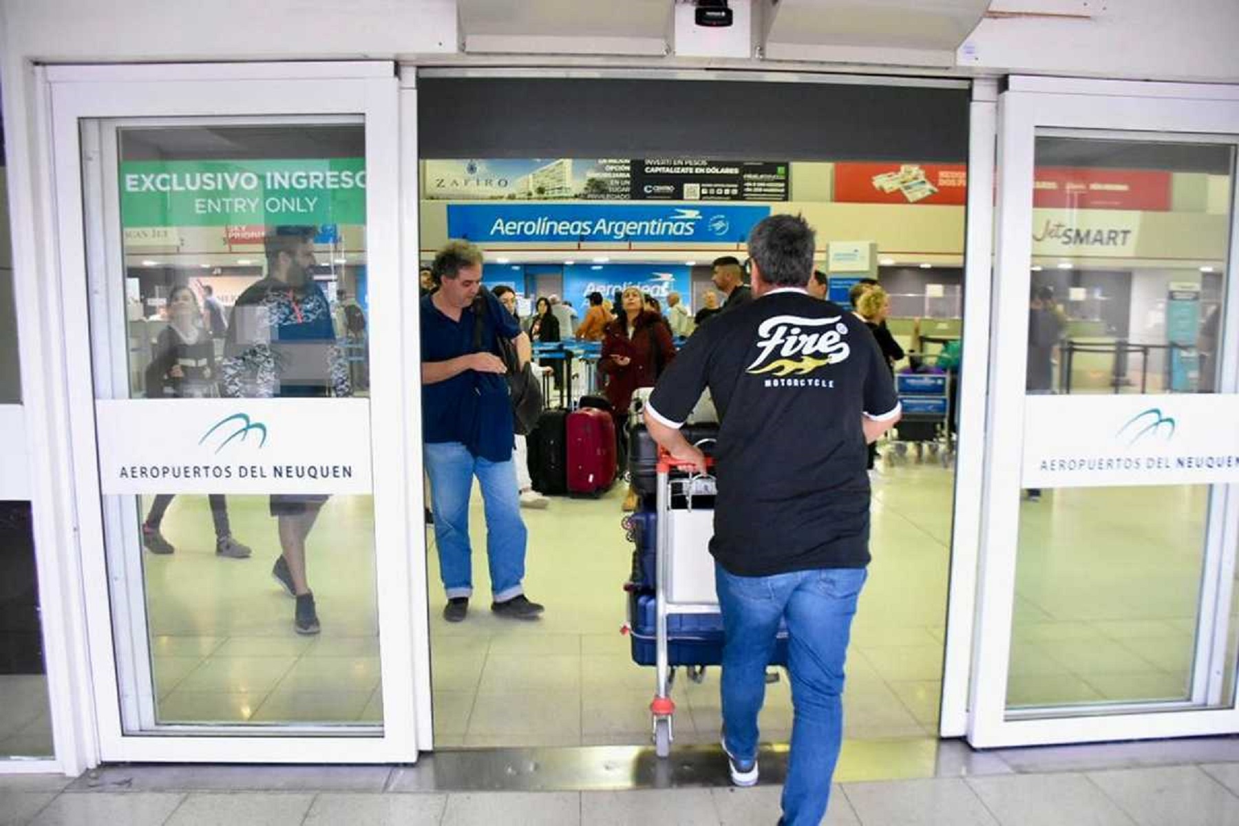 El escáner del Aeropuerto de Neuquén sin funcionar desde enero. Foto: archivo Matias Subat