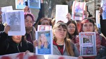 Imagen de A una semana de su desaparición marcharon por Luciana Muñoz en el centro de Neuquén