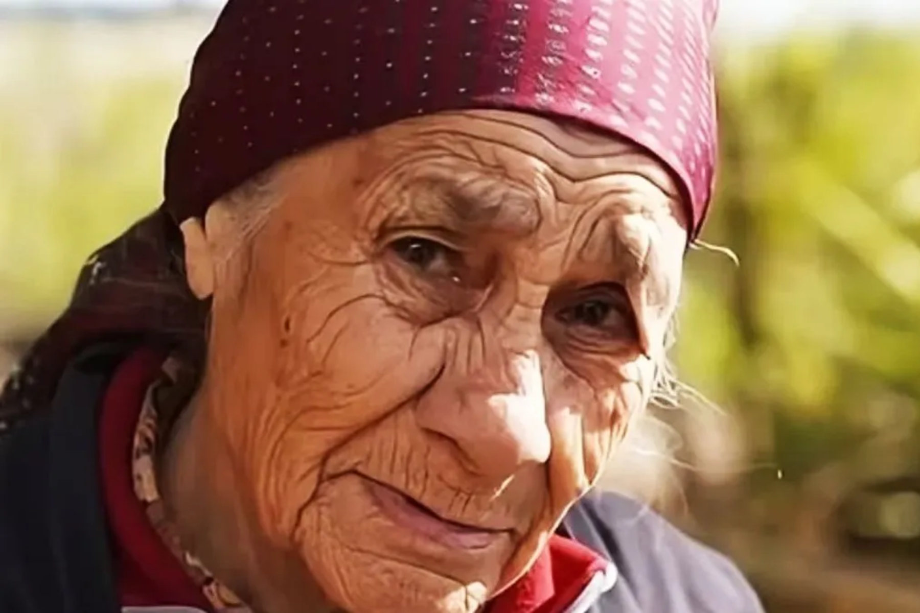 Catalina, abuela de Loan, dijo que las llamadas las eliminó Laudelina. 