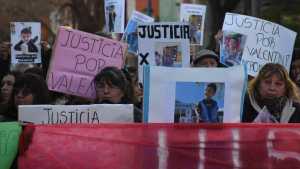 Muerte de un niño en un sanatorio de Roca: la familia agradeció el apoyo y volvió a exigir «justicia»