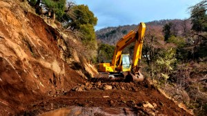 Reparan el camino Quila Quina, en San Martín de los Andes: piden circular con precaución