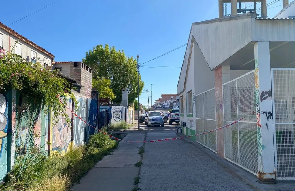 El homicidio de Facundo Menconi Guzmán ocurrió el 13 de noviembre pasado, en el barrio Ceferino de Viedma. (Foto archivo/ Marcelo Ochoa)