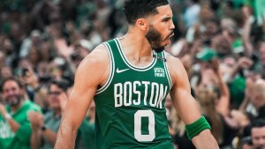 La estrella de los Celtics firmó el contrato más alto de la historia en la NBA: cuántos millones cobrará