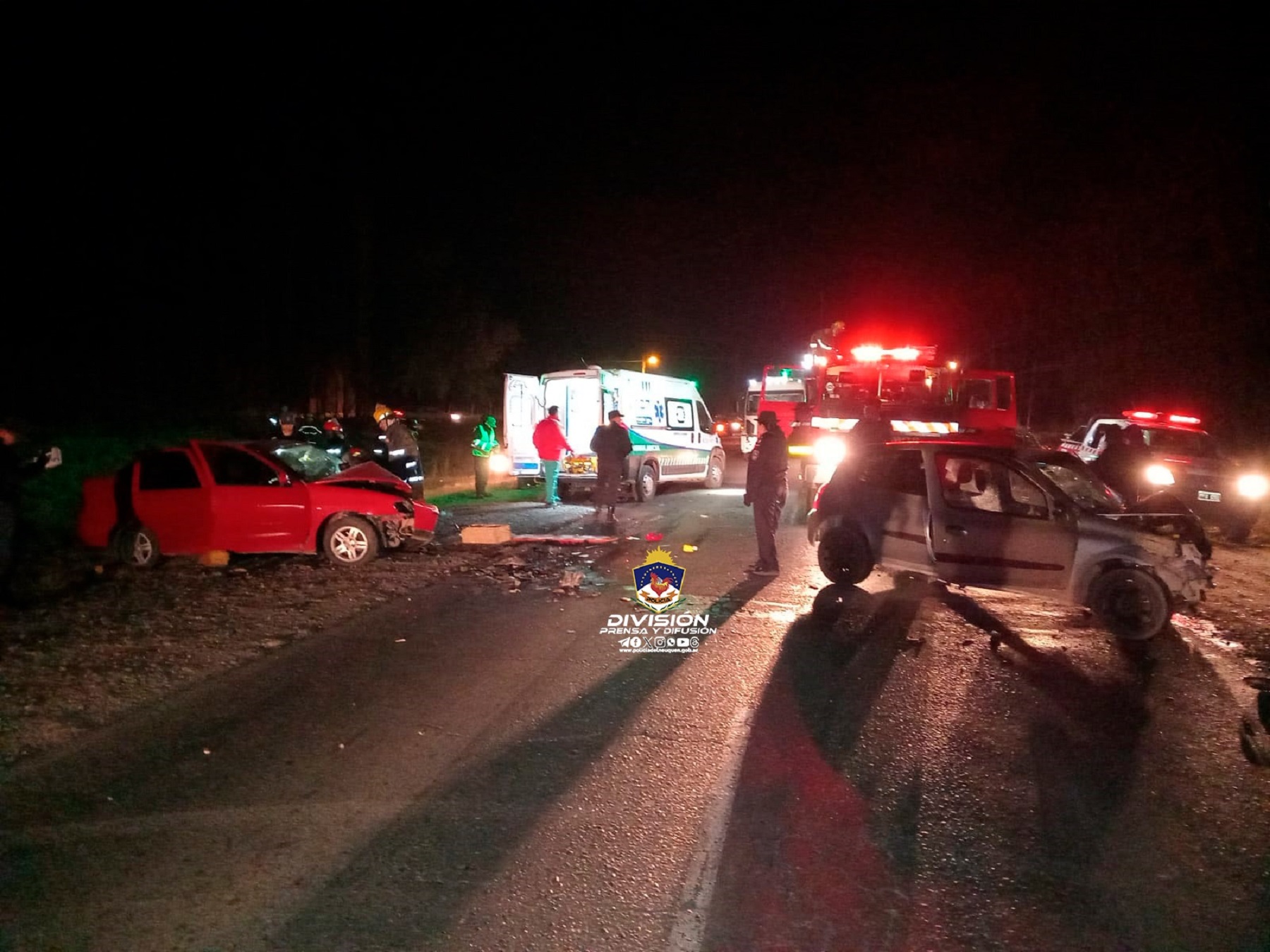 Choque sobre la Ruta 7 cerca de San Patricio del Chañar. Foto: gentileza Policía del Neuquén. 