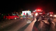 Imagen de Tres heridos por un choque frontal en Ruta 7, cerca de El Chañar: uno fue derivado a Neuquén