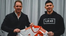 Imagen de Refuerzo millonario: presentaron oficialmente a Adam Bareiro como nuevo jugador de River