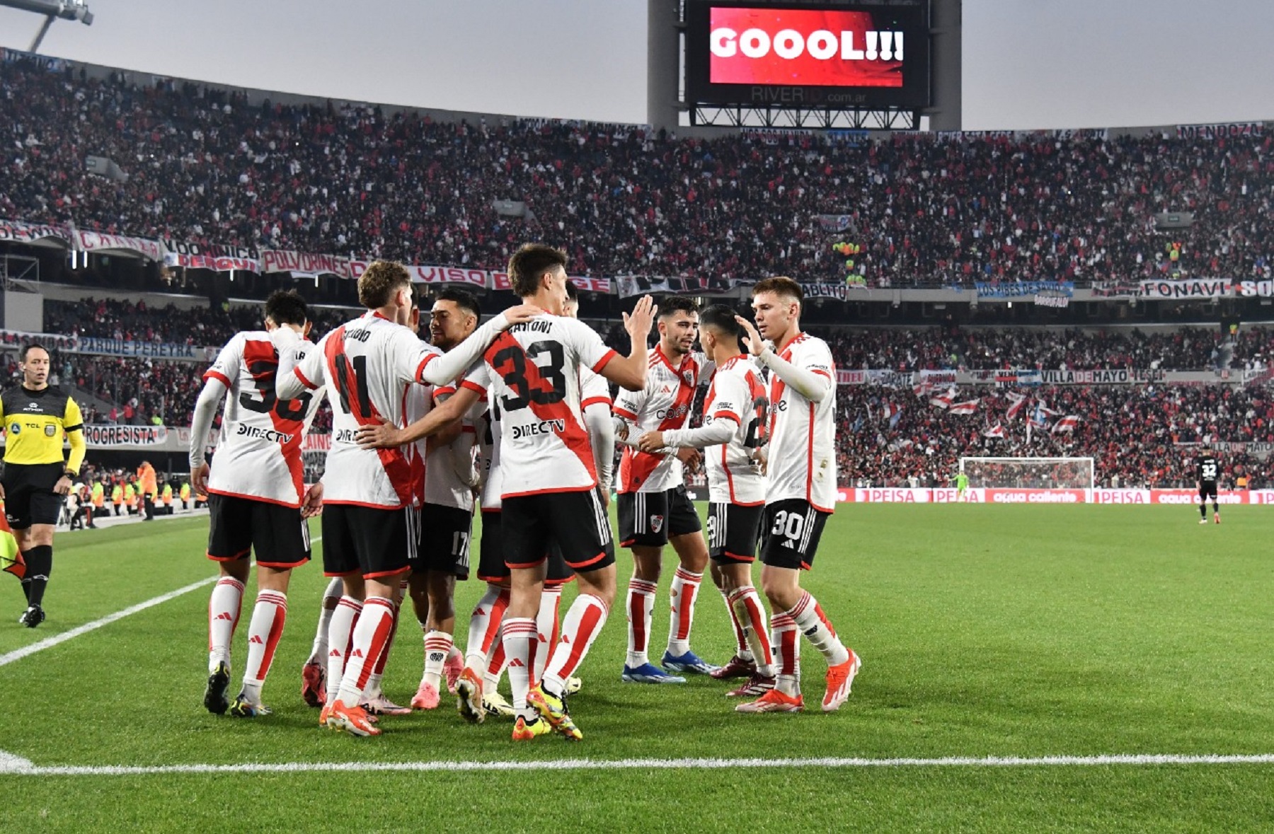 River recibe a Lanús este domingo por la Liga Profesional.