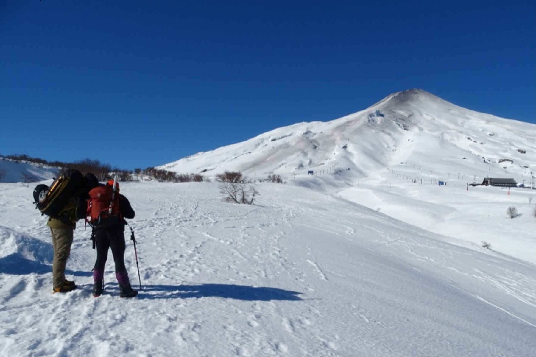 Volcán Villarrica monitoreado por las autoridades chilenas. Foto: gentileza Sernageomin.