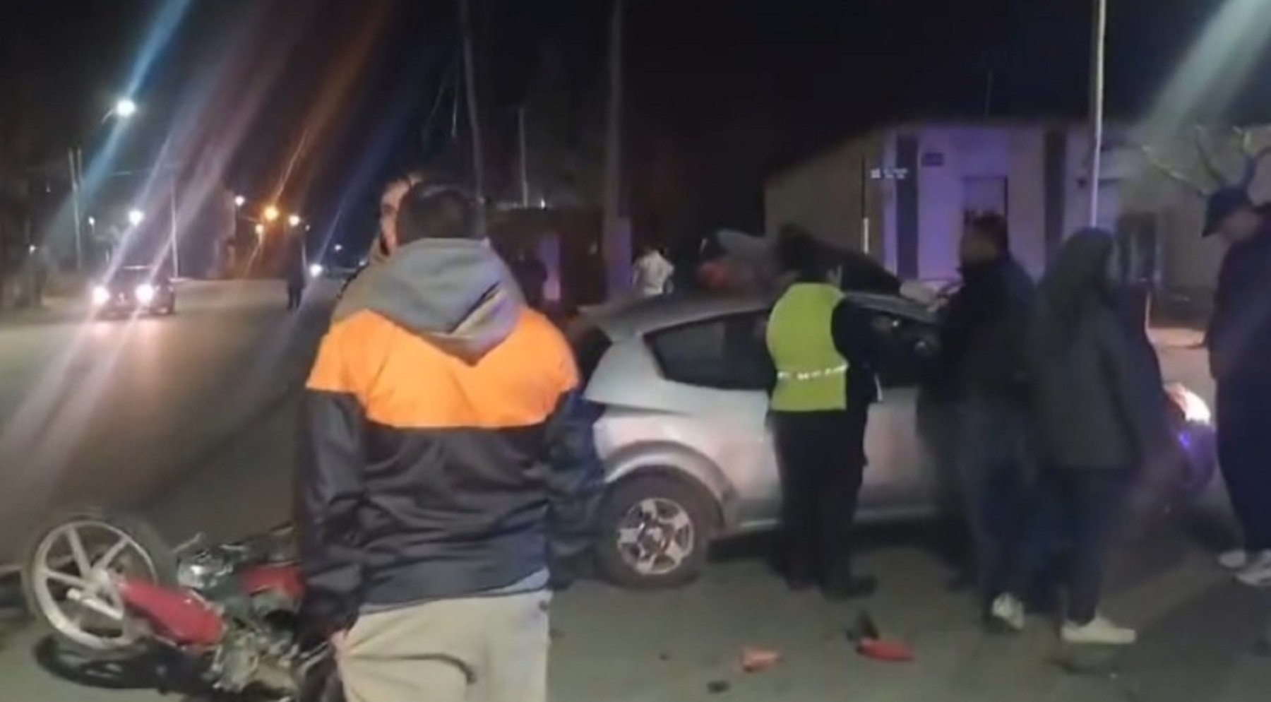 Ocurrió esta tarde en la esquina de Moreno y Colón. Foto: captura gentileza Último Momento Noticias. 