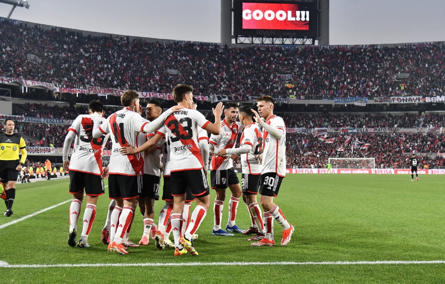 Otro defensor de River se va a préstamo a Estados Unidos.