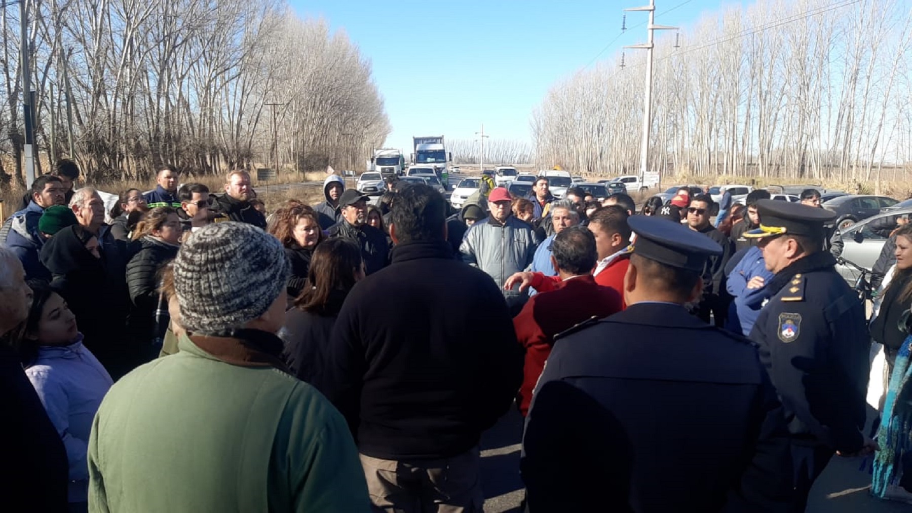 Estaba bloqueado San Patricio del Chañar. Foto: Gentileza Radio Chañar. 