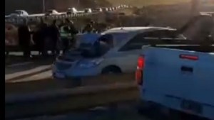 Llegar a Neuquén por Ruta 7, una odisea este miércoles: choques, desvíos y tránsito demorado
