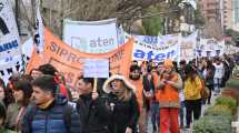 Imagen de Video | Multitudinaria marcha de ATEN en el centro de Neuquén: 48 horas de paro y movilización docente