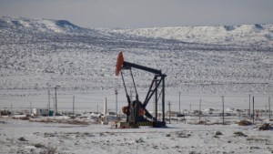 Por la ola polar en Chubut, la producción de petróleo cayó 18%