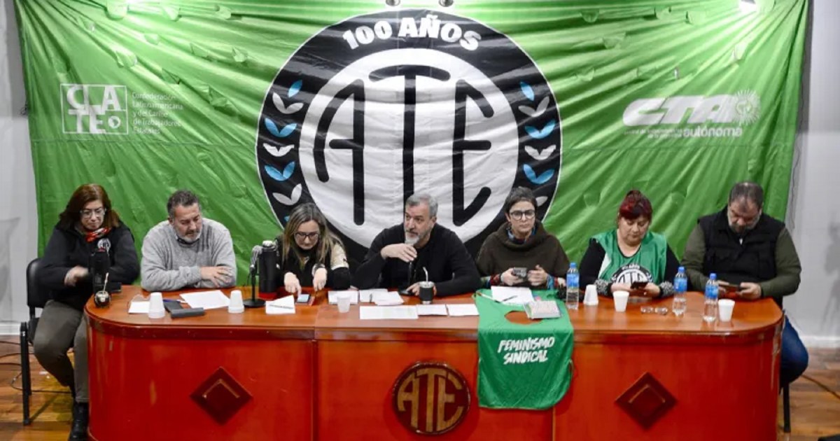 Paro nacional de ATE en reclamo por despidos, este jueves: qué pasará en Neuquén y Río Negro thumbnail