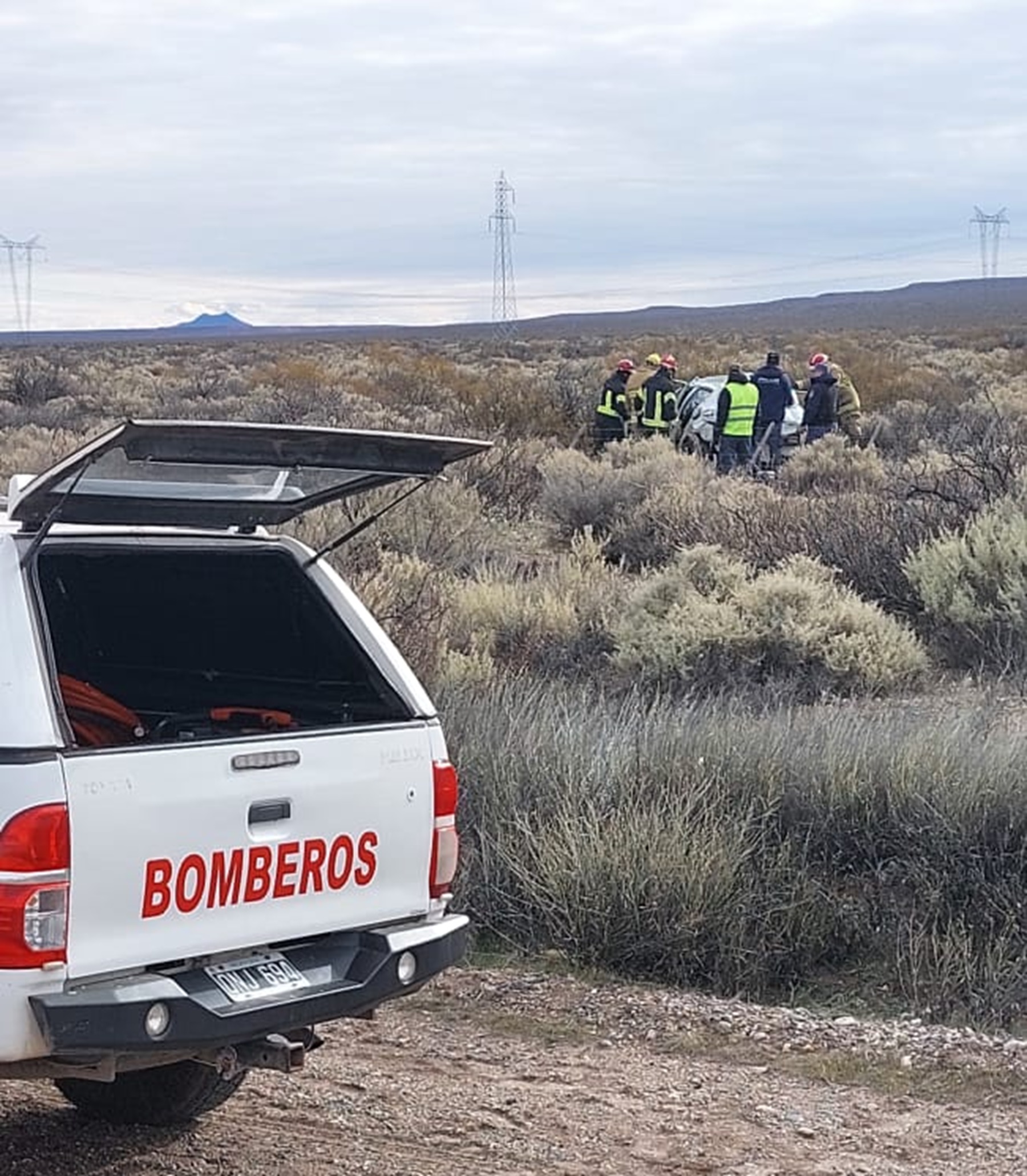 Vuelco en la Ruta 237: una pareja resultó herida y su perro murió por los golpes