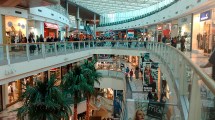 Imagen de Furor por los tours de compras a Chile: aumentó a un 143% la visita de argentinos en julio