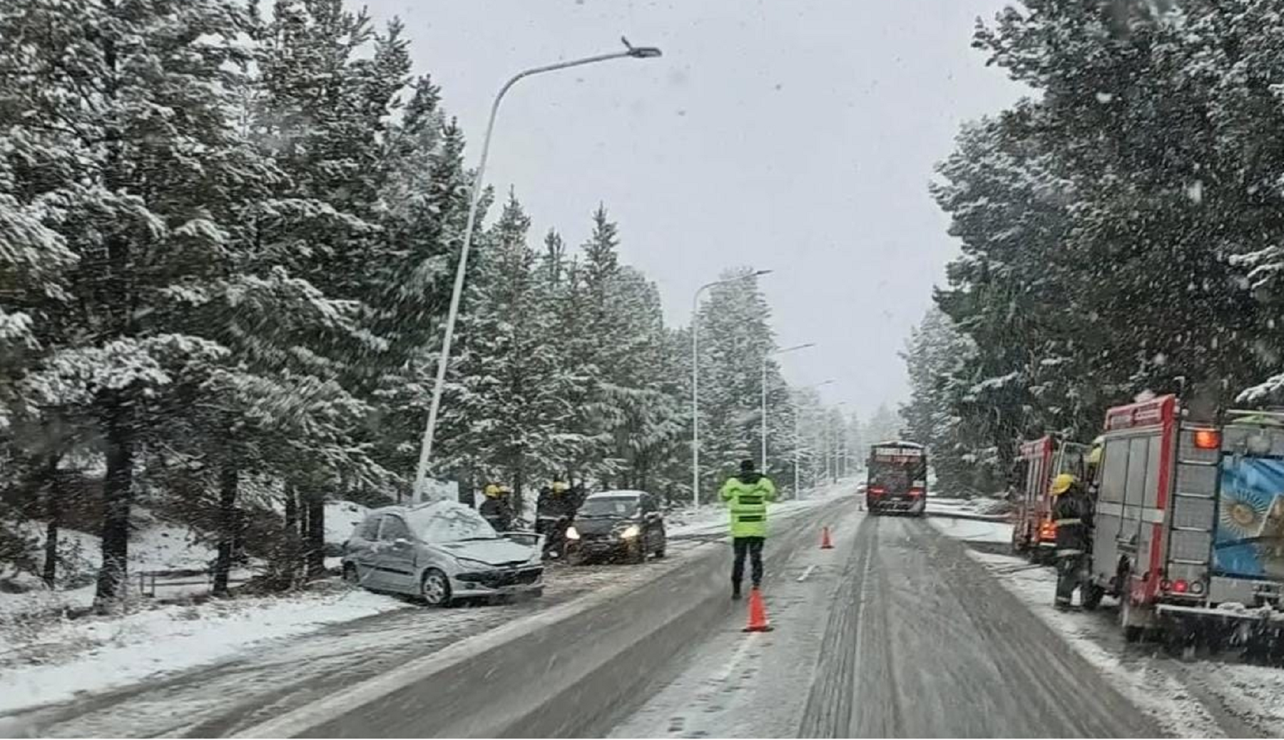 Vacaciones de invierno en Bariloche. Las recomendaciones a la hora de manejar.