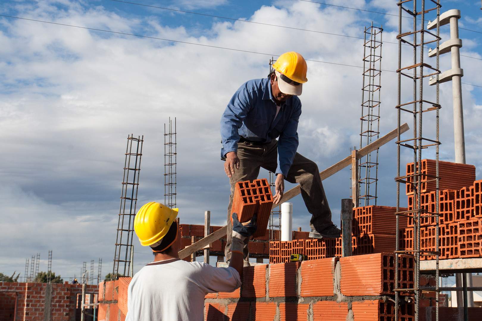 Caída histórica. La que registra la construcción en la primera mitad de 2024.