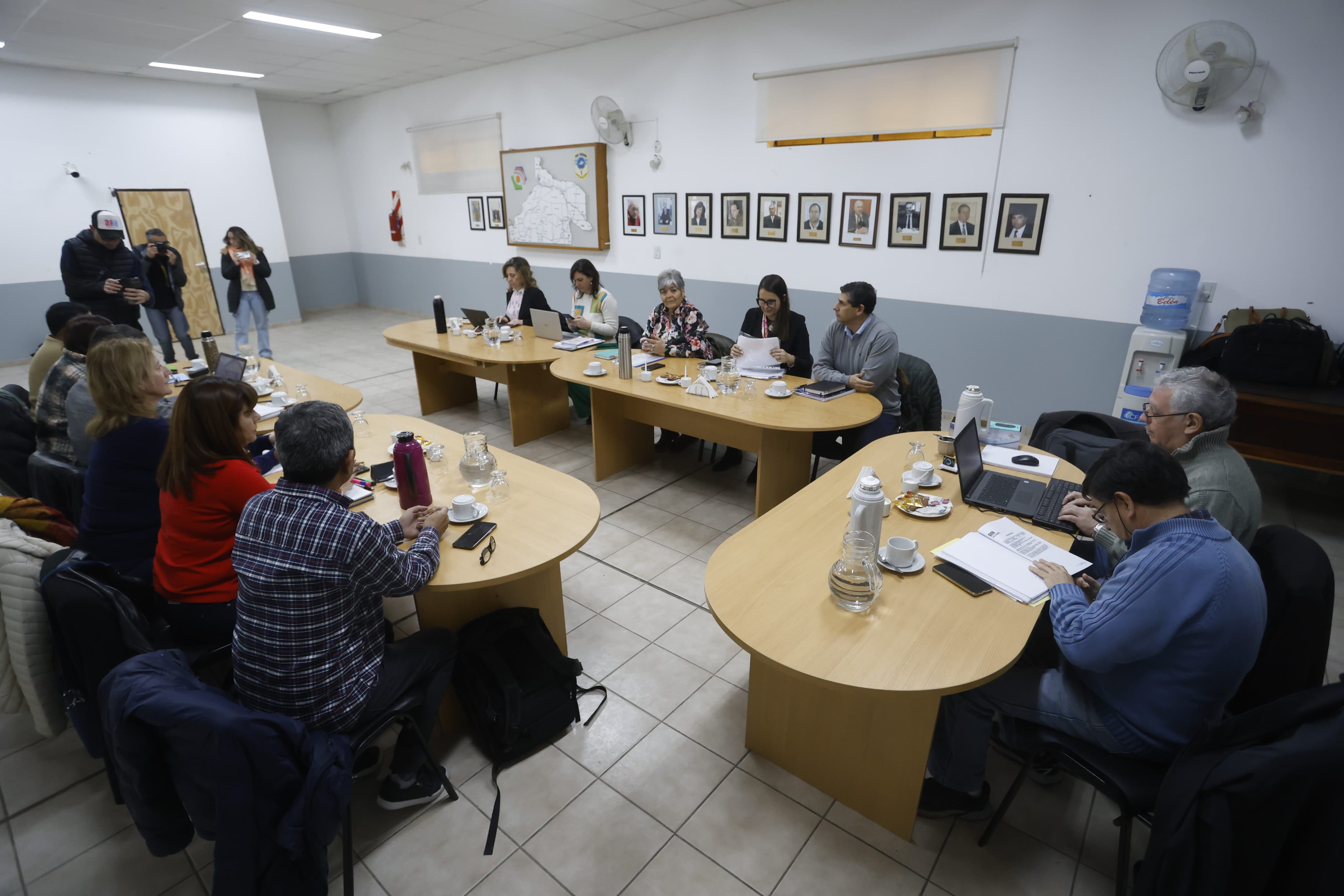 La paritaria deberá ser corta. La Unter debe enviar la oferta a las seccionales para que fijen sus posturas para el Congreso de mañana,  Foto: Pablo Leguizamon