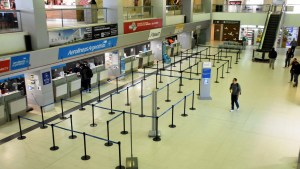 Vuelos y paro en los aeropuertos: Neuquén y Bariloche suman demoras y reprogramaciones