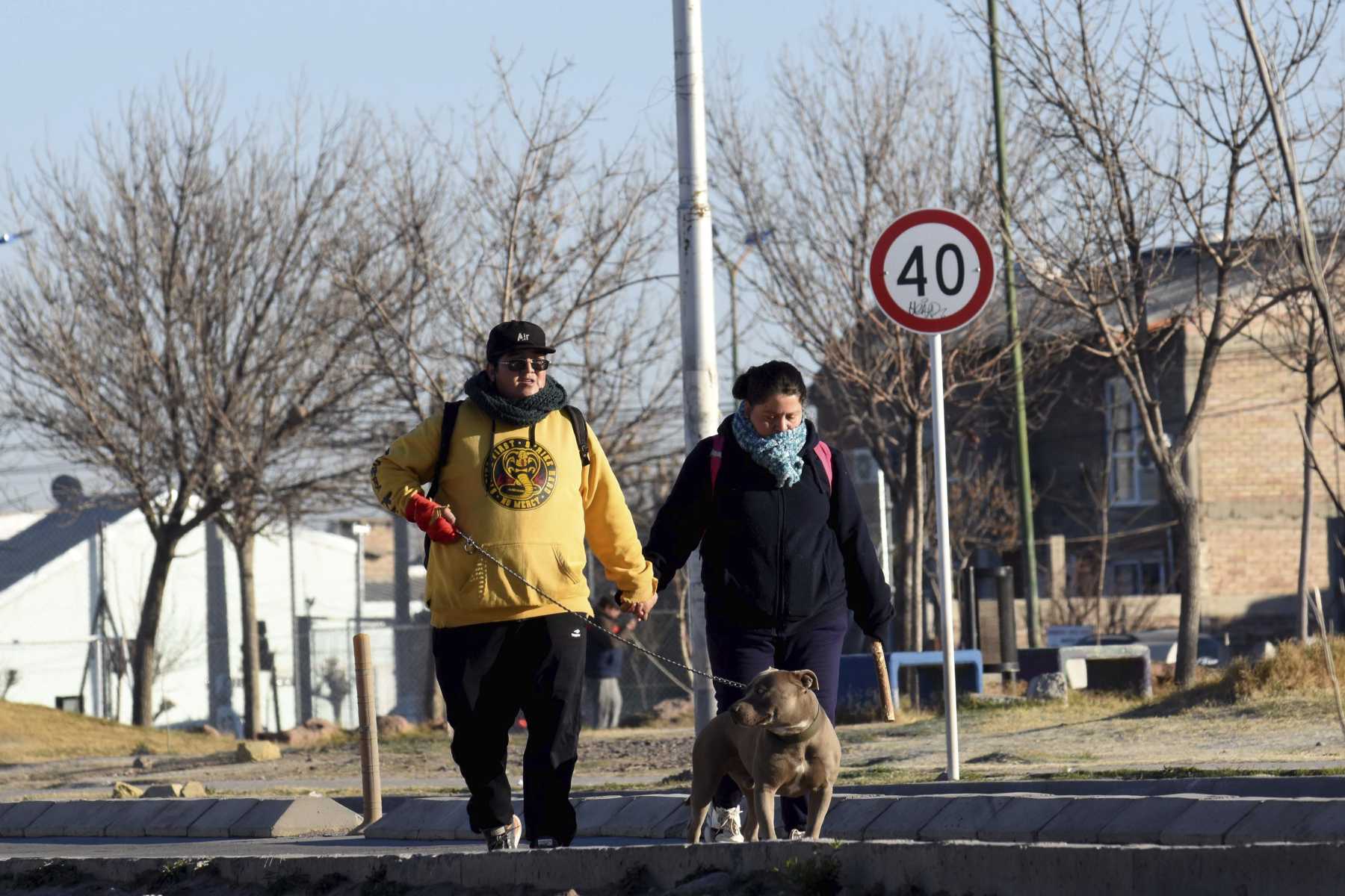 Hasta cuándo seguirá el frio en Neuquén y Río Negro: se acercan días lluviosos. Foto: archivo (Matías Subat)