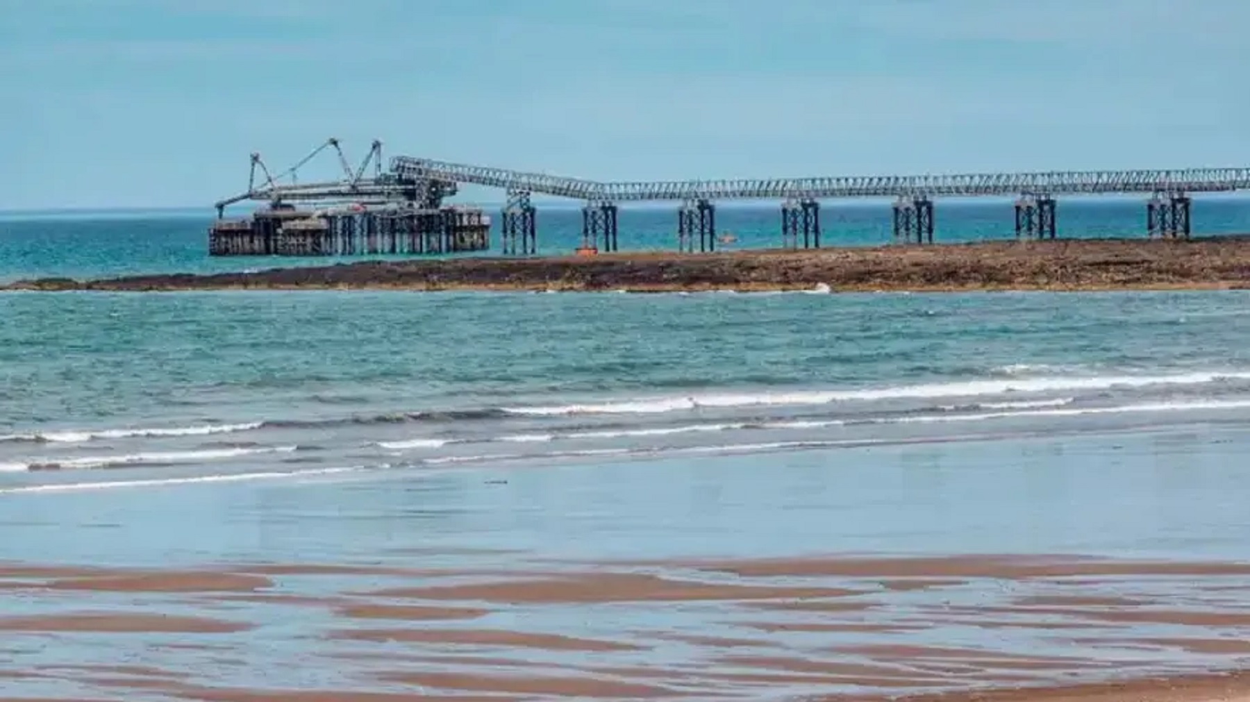 Punta Colorada está ubicada en Sierra Grande, Río Negro.