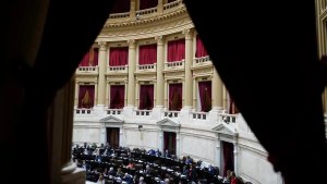 Javier Milei no da tregua al Congreso y dialoguistas debaten cómo seguir tras la Ley Bases
